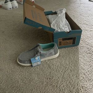 Hey dude youth Wally stretch gray